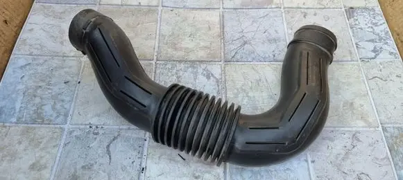 Citroen C3 Air intake hose/pipe 9639594580
