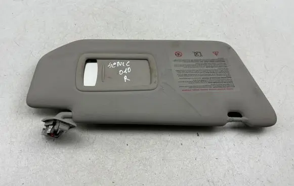 Sun visor