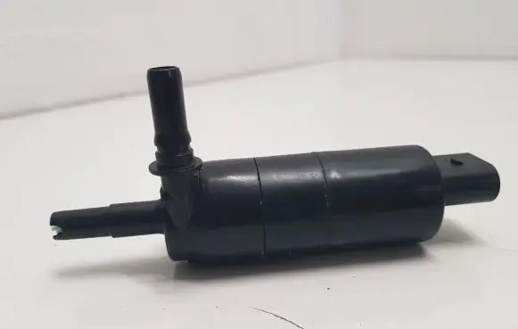 BMW 5 F10 F11 Headlight washer pump 721779202 3323525 13264011