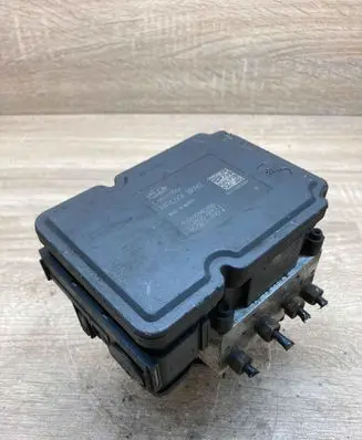 Dodge Grand Caravan ABS Pump P04721045AB
