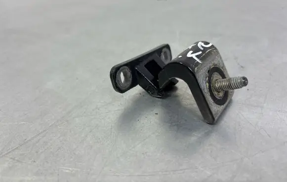 Porsche Macan (95B) Tailgate/trunk/boot hinge 8U0827299A