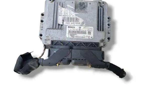 Fiat Bravo Engine control unit/module ECU 0281015401 51829421