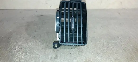 Toyota Corolla Verso AR10 Dashboard side air vent grill/cover trim 5565064010 6556414010