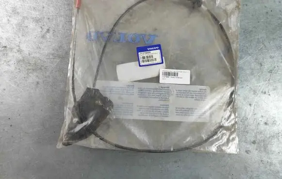 Engine bonnet (hood) release handle