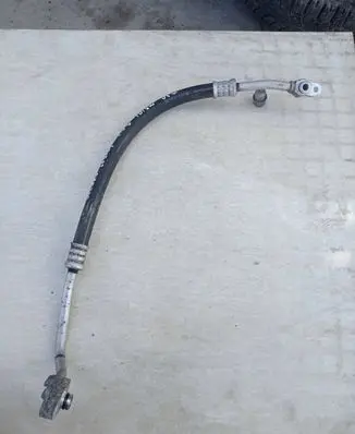 Subaru Legacy Air conditioning (A/C) pipe/hose