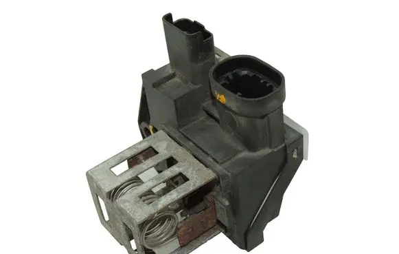 Peugeot 508 Coolant fan relay 1267J6