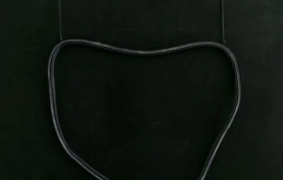 Peugeot 308 Loading door rubber seal (on body) 
