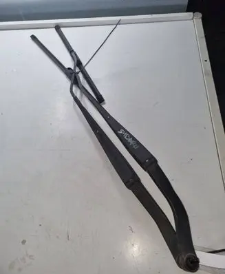 Subaru Impreza II Front wiper blade arm 39404LA L6691