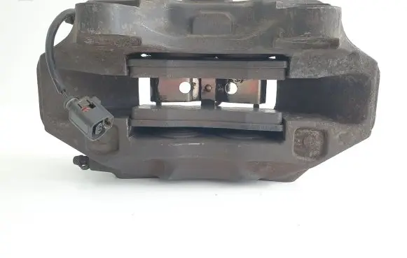 Volkswagen Touareg I Front brake caliper