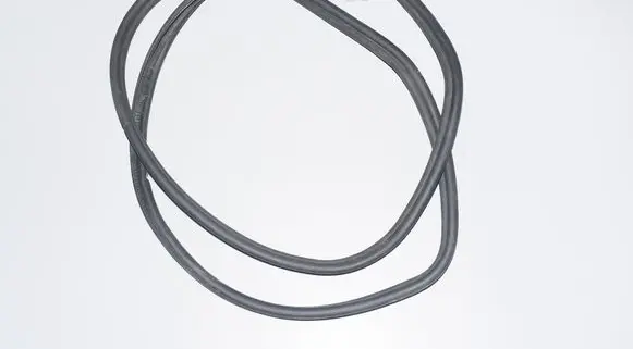 BMW 7 F01 F02 F03 F04 Trunk rubber seal (body) 7184108