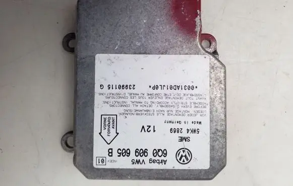 Volkswagen PASSAT B5 Airbag control unit/module 6Q0909605B
