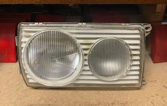 Mercedes-Benz W123 Headlight/headlamp 291117096 117779RE