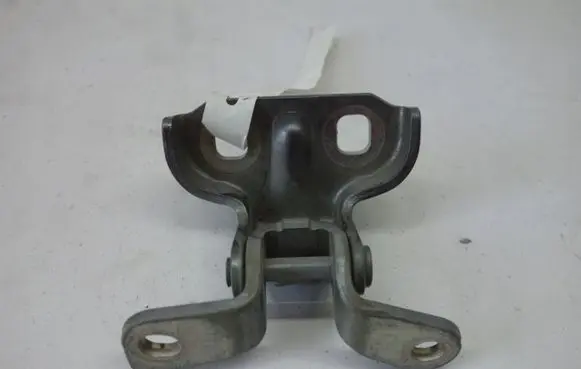 Opel Crossland X Front door lower hinge 