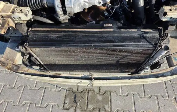 Opel Zafira C Coolant radiator 