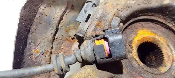 Ford Galaxy ABS brake wheel speed sensor ym212b372ab