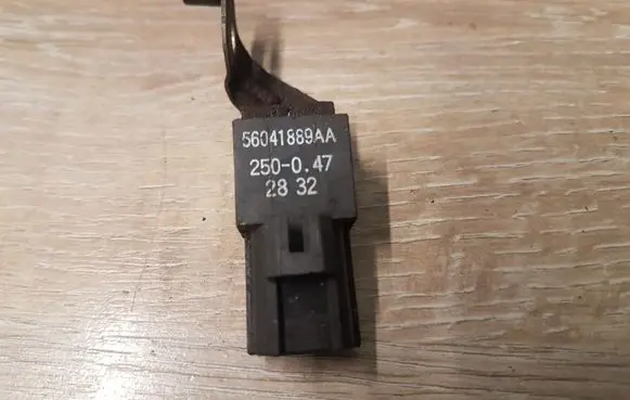 Jeep Grand Cherokee (WJ) Sensor 56041889AA 56041889