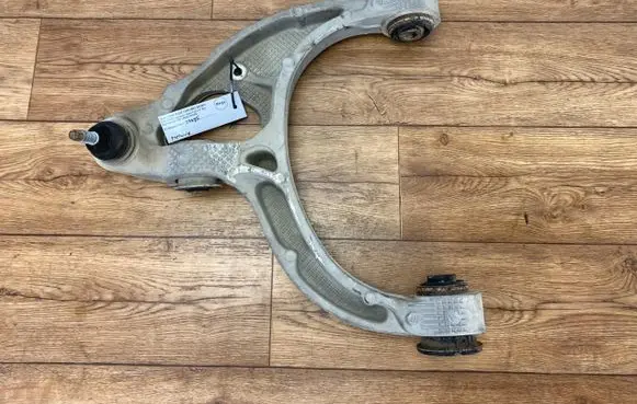 Ram 1500 Front lower control arm/wishbone 68261621