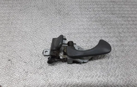 Mitsubishi Pajero Sport I Rear door interior handle