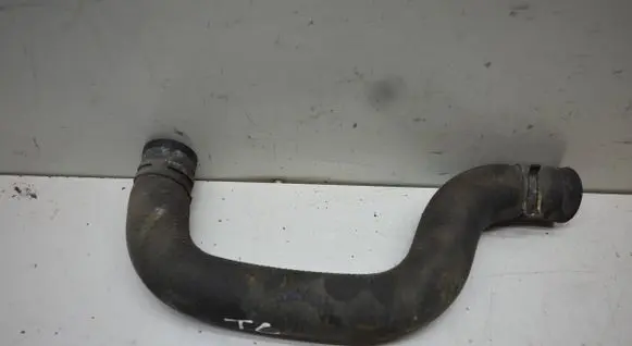 Chrysler Town & Country V Engine coolant pipe/hose