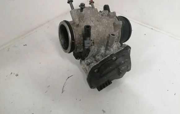 Jaguar XF X260 EGR valve G4D35H273AB 704923080 6215E0582
