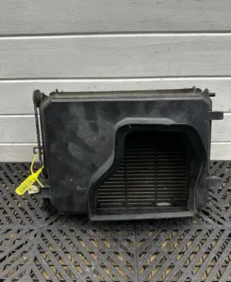 BMW X5 G05 Coolant radiator 8697893