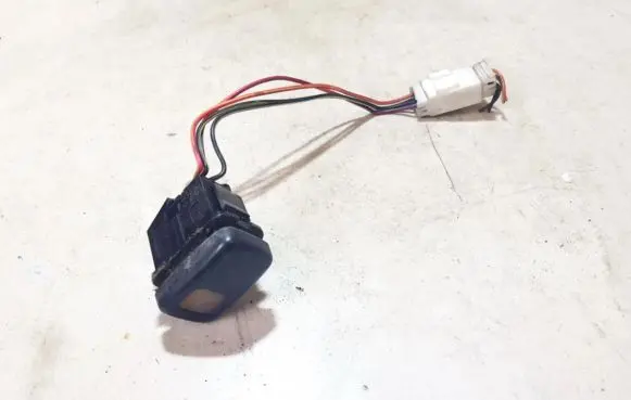 Mazda 626 Hazard light switch 3z24