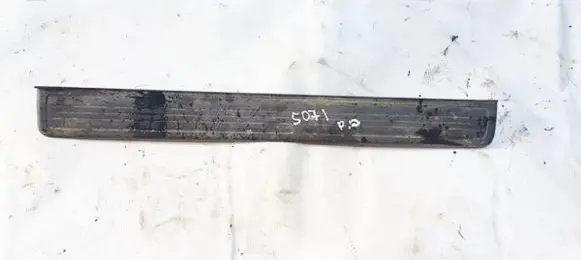 Honda CR-V Front sill trim cover 84202swaa