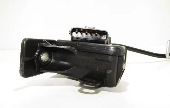 Mitsubishi Pajero Accelerator throttle pedal