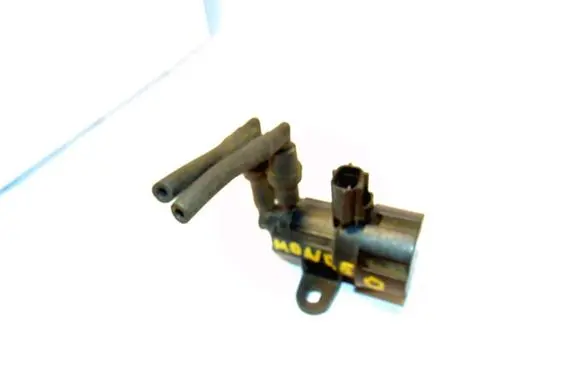 Ford Focus Electromagnetic valve F57E9J459CA