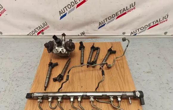 BMW 6 F06 Gran coupe Fuel injection system set 7823461 7823470 0445010638