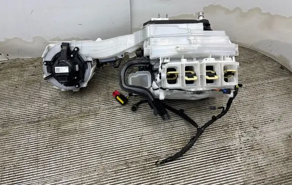 Peugeot 3008 II Interior heater climate box assembly housing 5P1320100 5P130004531579