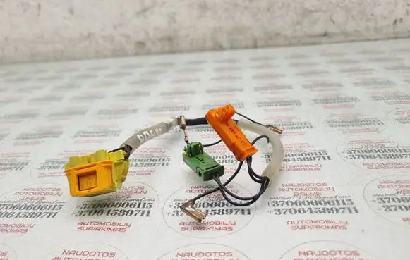 Volkswagen PASSAT B6 Airbag squib ring wiring 1K0971584K