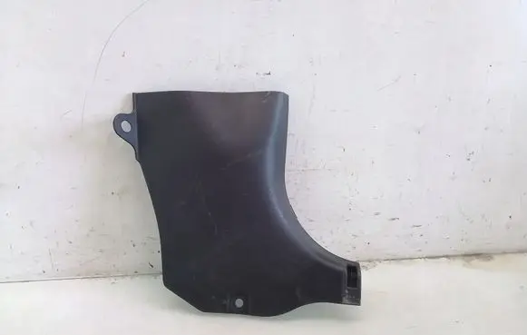Hyundai i30 Foot area side trim 858242L000