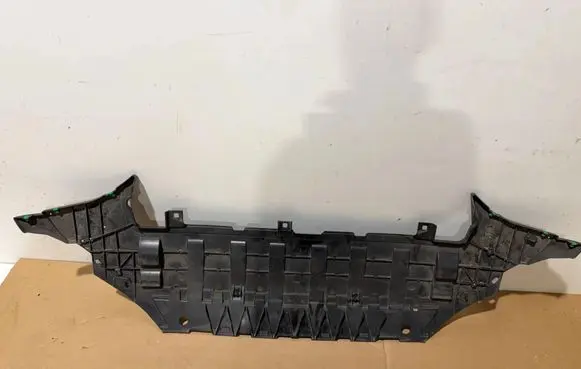 Volvo XC60 Front bumper skid plate/under tray 32296391