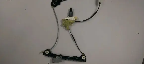 BMW 3 E92 E93 Front door electric window regulator 7119207