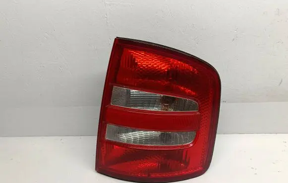 Skoda Fabia Mk1 (6Y) Rear/tail lights 6Y9945112B 6V9945096B