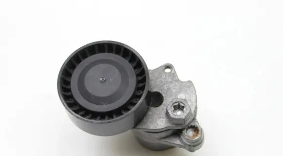 Volkswagen Golf VII Timing belt/chain tensioner 04E145299L