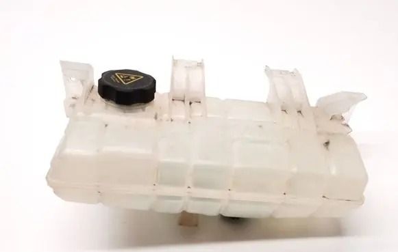 Tesla Model S Coolant expansion tank/reservoir 1036124-00-D