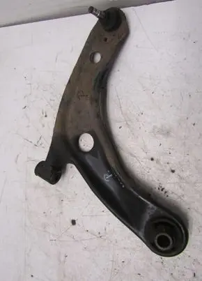 Toyota Yaris Front control arm 1111