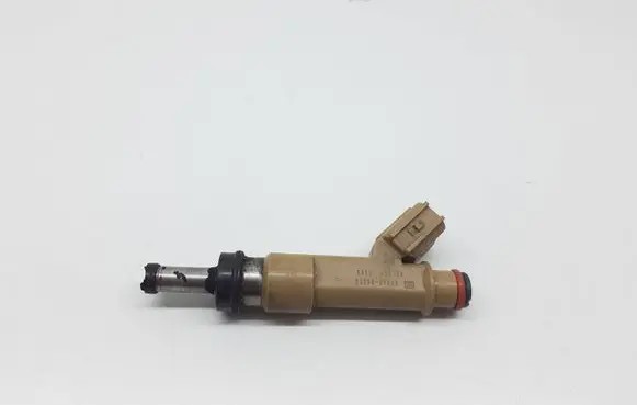 Lexus CT 200H Fuel injector 2325037010