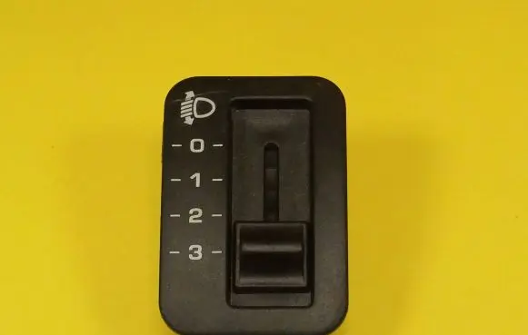 Jeep Cherokee Headlight level height control switch 56033015AD