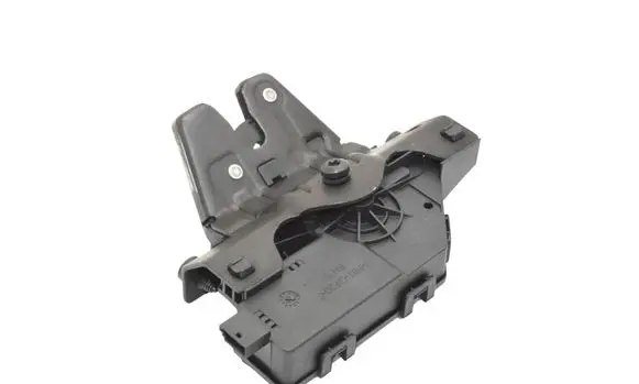 BMW 3 E46 Tailgate lock latch 51248196401 8196401 51247840617