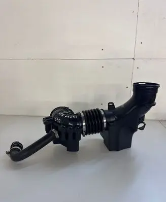 BMW 4 F32 F33 Air intake hose/pipe 8573994 857399402 13317
