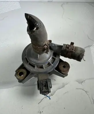 Toyota Prius+ (ZVW40) Electric auxiliary coolant/water pump