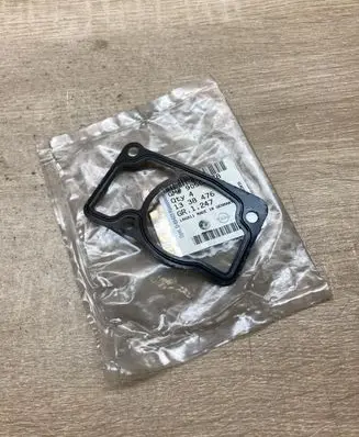 Opel Astra G Thermostat housing 90502878 1338476