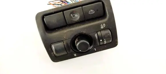 Subaru Outback Wing mirror switch 159940