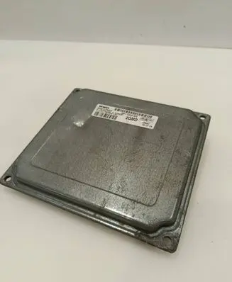 Ford Focus Engine control unit/module 7M5112A650AFD S118934202D