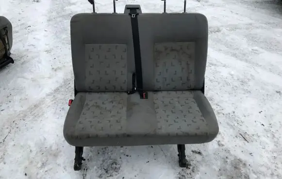 Volkswagen Transporter - Caravelle T5 Second row seats 
