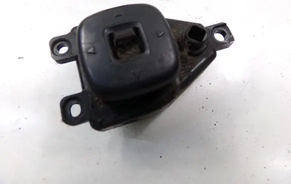 Mazda 626 Wing mirror switch