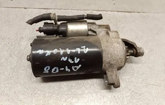 Audi A4 S4 B8 8K Starter motor 03L911021E 03062013 0001139019